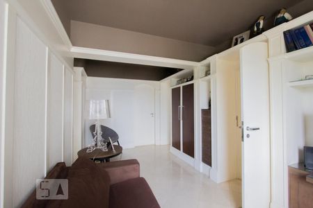 Apartamento à venda com 380m², 3 quartos e 4 vagasSala de TV