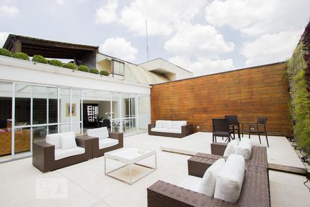 Apartamento à venda com 380m², 3 quartos e 4 vagasCobertura - Área externa