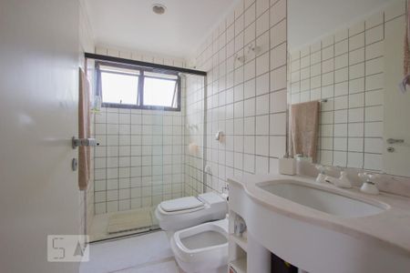 Apartamento à venda com 380m², 3 quartos e 4 vagasBanheiro 1