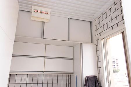 Apartamento à venda com 316m², 3 quartos e 4 vagasLavanderia - Armários