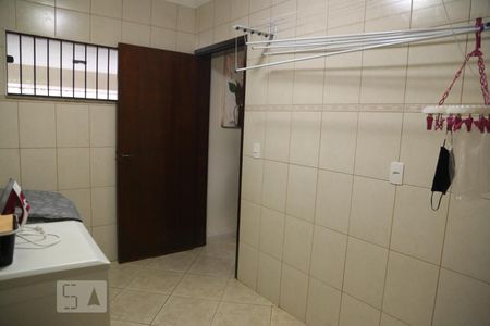 Casa de condomínio à venda com 146m², 3 quartos e 2 vagasArea de serviço