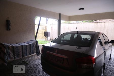 Casa de condomínio à venda com 146m², 3 quartos e 2 vagasGaragem