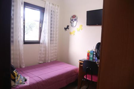 Casa de condomínio à venda com 146m², 3 quartos e 2 vagasQuarto 3