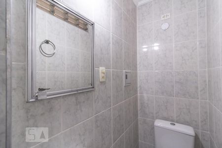 Apartamento à venda com 120m², 3 quartos e 1 vaga Apartamento à venda com 120m², 3 quartos e 1 vagaBanheiro