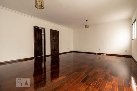 Apartamento à venda com 120m², 3 quartos e 1 vaga Apartamento à venda com 120m², 3 quartos e 1 vagaSala