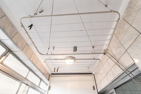 Apartamento à venda com 120m², 3 quartos e 1 vaga Apartamento à venda com 120m², 3 quartos e 1 vagaVaral