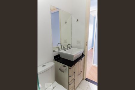 Apartamento à venda com 65m², 3 quartos e 2 vagas Apartamento à venda com 65m², 3 quartos e 2 vagasBanheiro