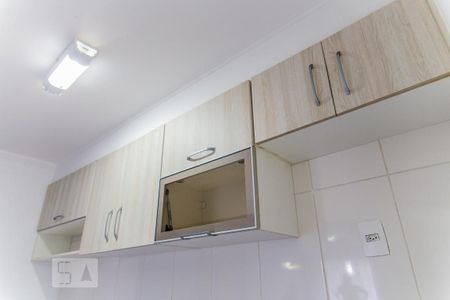 Apartamento à venda com 65m², 3 quartos e 2 vagas Apartamento à venda com 65m², 3 quartos e 2 vagasArmário