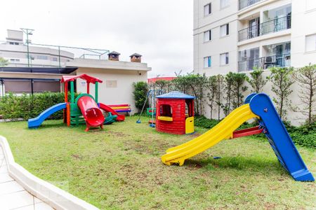 Apartamento à venda com 65m², 3 quartos e 2 vagas Apartamento à venda com 65m², 3 quartos e 2 vagasÁrea Comum - Playground