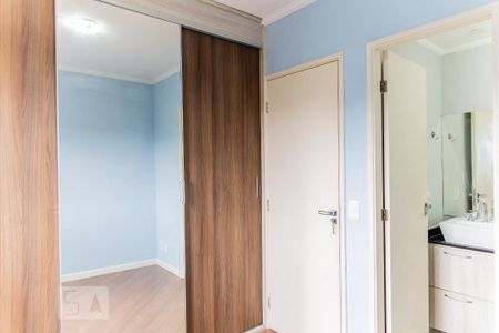 Apartamento à venda com 65m², 3 quartos e 2 vagas Apartamento à venda com 65m², 3 quartos e 2 vagasSuíte