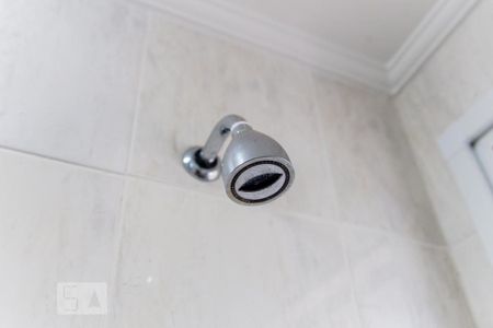 Apartamento à venda com 65m², 3 quartos e 2 vagas Apartamento à venda com 65m², 3 quartos e 2 vagasChuveiro