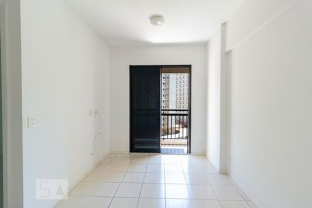 Sala de apartamento para alugar com 2 quartos, 52m² em Del Castilho, Rio de Janeiro