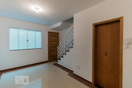 Sala de casa de condomínio à venda com 2 quartos, 80m² em Jardim Popular, São Paulo