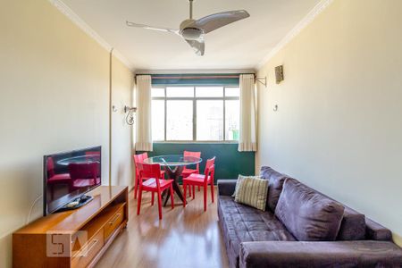 Apartamento à venda com 45m², 1 quarto e sem vaga Apartamento à venda com 45m², 1 quarto e sem vagaSala