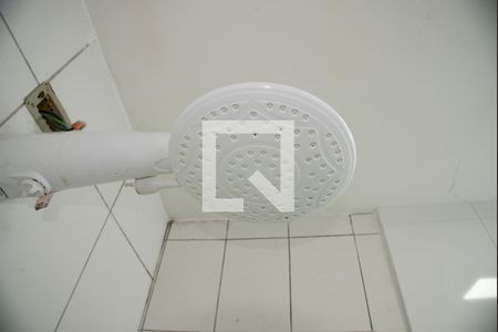 Banheiro de kitnet/studio para alugar com 1 quarto, 17m² em Mirandópolis, São Paulo