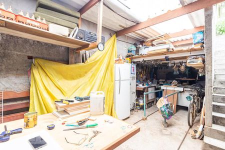 Casa à venda com 120m², 2 quartos e 2 vagas Casa à venda com 120m², 2 quartos e 2 vagasGaragem