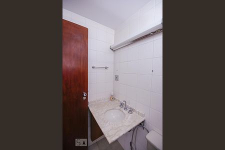 Apartamento para alugar com 77m², 3 quartos e 2 vagas Apartamento para alugar com 77m², 3 quartos e 2 vagasBanheiro Suíte
