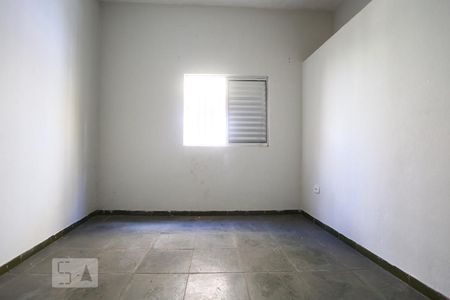 Quarto 1 de casa para alugar com 1 quarto, 40m² em Jardim Roberto, Osasco