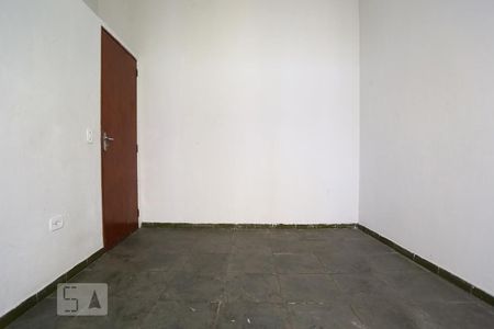 Quarto 1 de casa para alugar com 1 quarto, 40m² em Jardim Roberto, Osasco