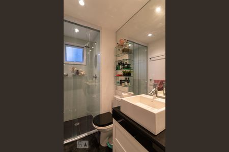 Apartamento para alugar com 84m², 2 quartos e 2 vagasBanheiro Corredor