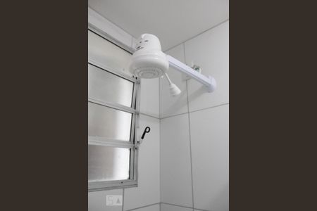 Banheiro da Suíte de apartamento para alugar com 1 quarto, 47m² em Recanto Quarto Centenario, Jundiaí