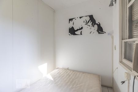 Quarto de kitnet/studio para alugar com 1 quarto, 34m² em Cidade Baixa, Porto Alegre