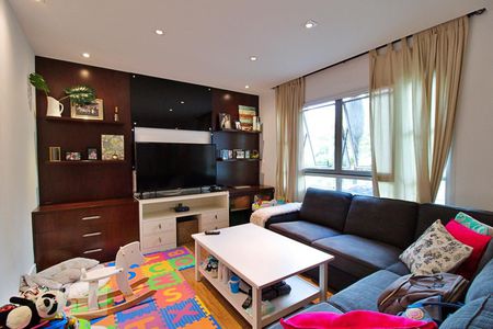 Sala Intima de apartamento à venda com 3 quartos, 212m² em Jardim Morumbi, São Paulo