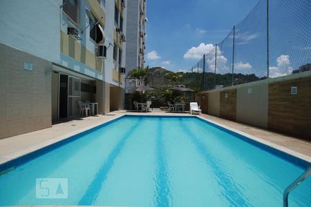 Apartamento à venda com 78m², 2 quartos e 1 vagaPiscina