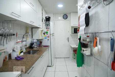 Apartamento à venda com 78m², 2 quartos e 1 vagaCozinha