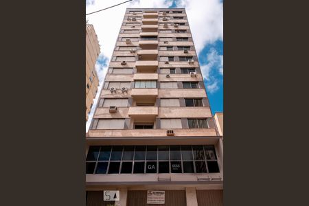 Apartamento à venda com 60m², 1 quarto e sem vagaFachada
