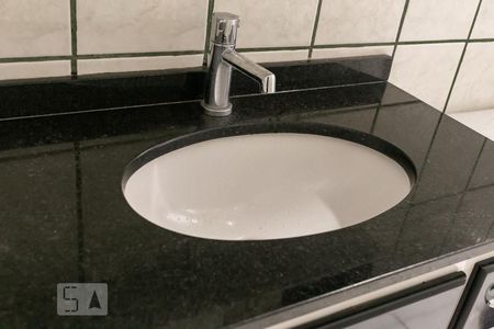 Banheiro - Torneira de apartamento à venda com 1 quarto, 60m² em Centro, Porto Alegre