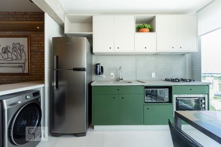 Cozinha de kitnet/studio para alugar com 1 quarto, 47m² em Indianópolis, São Paulo