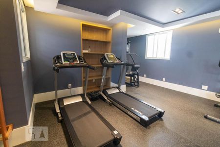 Apartamento à venda com 131m², 3 quartos e 4 vagasAcademia