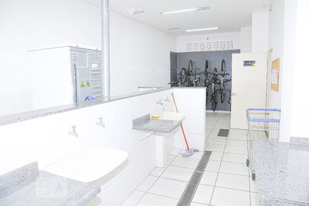 Studio à venda com 27m², 1 quarto e sem vaga Studio à venda com 27m², 1 quarto e sem vagaÁrea Comun - Lavanderia