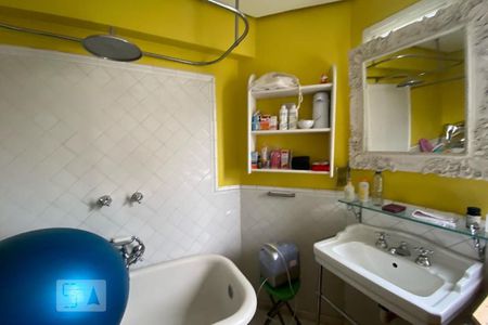 Apartamento para alugar com 401m², 3 quartos e 4 vagas Apartamento para alugar com 401m², 3 quartos e 4 vagasBanheiro da Suíte 3