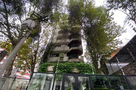 Apartamento para alugar com 401m², 3 quartos e 4 vagas Apartamento para alugar com 401m², 3 quartos e 4 vagasFachada