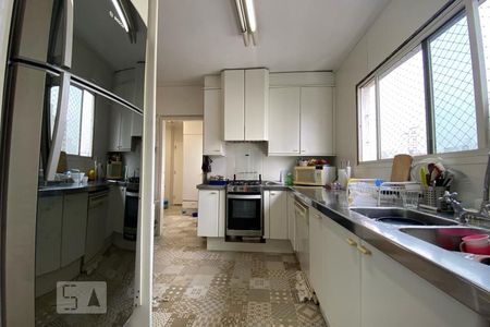 Apartamento para alugar com 401m², 3 quartos e 4 vagas Apartamento para alugar com 401m², 3 quartos e 4 vagasCozinha