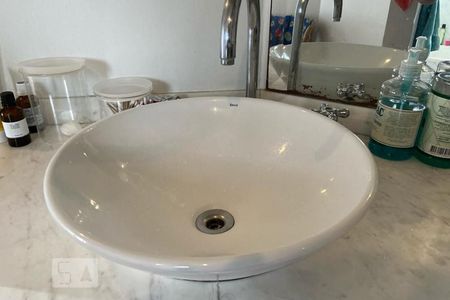 Apartamento para alugar com 401m², 3 quartos e 4 vagas Apartamento para alugar com 401m², 3 quartos e 4 vagasBanheiro - Torneira