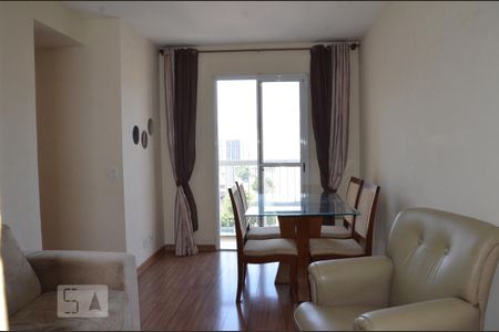 Apartamento para alugar com 67m², 3 quartos e 1 vagaSala