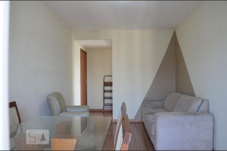 Apartamento para alugar com 67m², 3 quartos e 1 vagaSala
