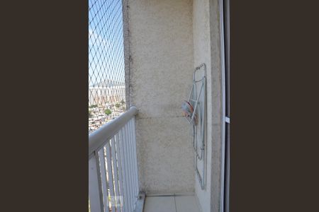 Apartamento para alugar com 67m², 3 quartos e 1 vagavaranda