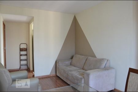 Apartamento para alugar com 67m², 3 quartos e 1 vagaSala