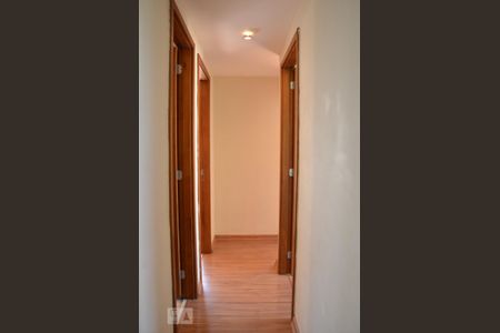 Apartamento para alugar com 67m², 3 quartos e 1 vagaCorredor