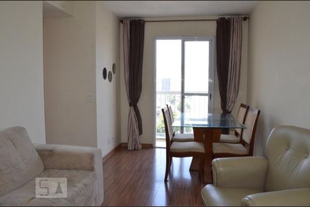 Apartamento para alugar com 67m², 3 quartos e 1 vagaSala