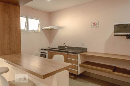 Apartamento para alugar com 33m², 1 quarto e sem vagaÁrea comum - Salão de festas
