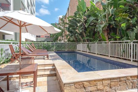 Apartamento para alugar com 33m², 1 quarto e sem vagaÁrea comum - Piscina