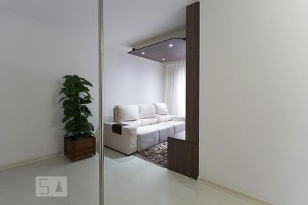 Sala de apartamento para alugar com 2 quartos, 57m² em Continental, Osasco