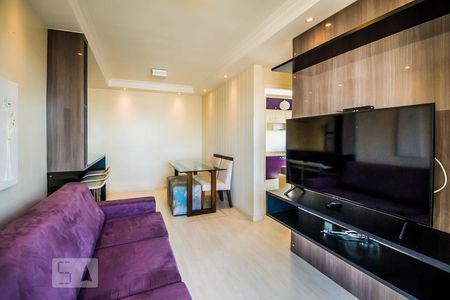 Sala de apartamento para alugar com 2 quartos, 50m² em Vila Industrial, Campinas