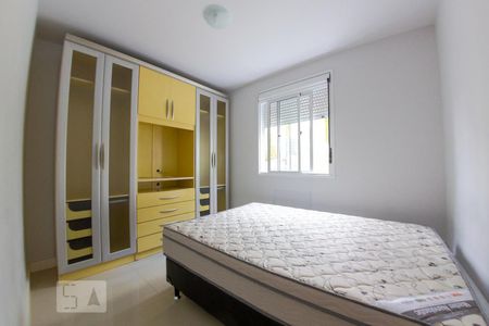 Quarto 1 de apartamento para alugar com 2 quartos, 58m² em Protásio Alves, Porto Alegre