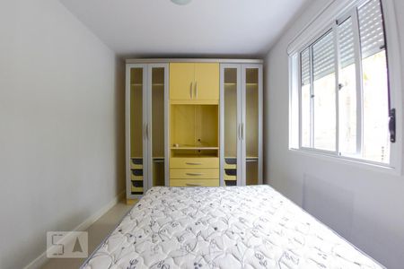 Quarto 1 de apartamento para alugar com 2 quartos, 58m² em Protásio Alves, Porto Alegre